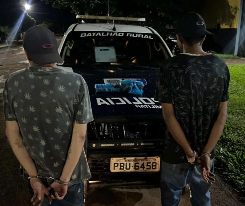 Perseguição policial termina com dois presos por tráfico de drogas em estrada rural de São Gabriel