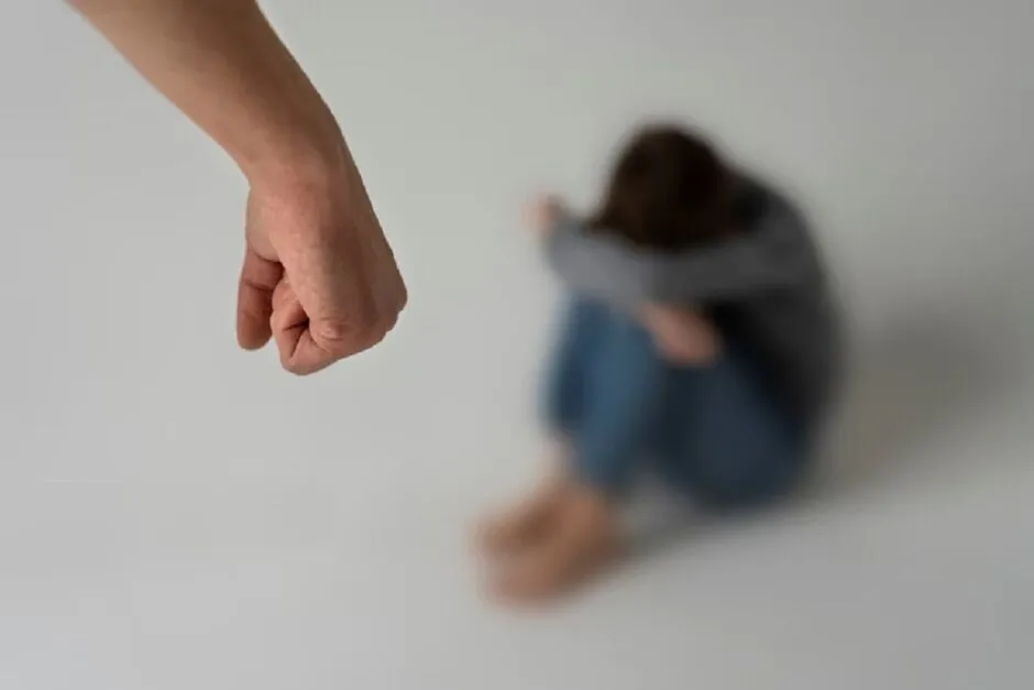 Homem é preso por agredir esposa com socos em aldeia de Dourados