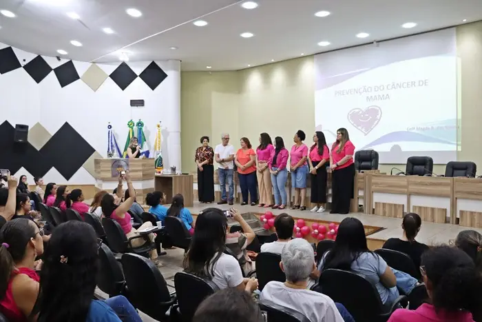 Câmara de São Gabriel recebe palestras de conscientização no Outubro Rosa