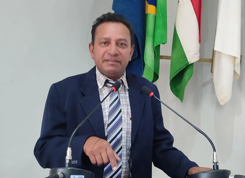 Vereador Tom Castro solicita reforma da Escola Municipal José Duailibi e mais acessibilidade na Escola Crescêncio de Abreu