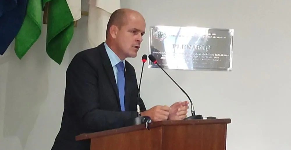 Vereador Amauri Careca Apresenta Diversas Indicações em Sessão Ordinária de 11 de Março