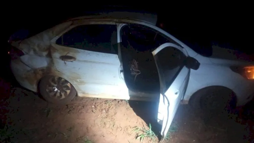 Pneu estoura e carro com duas mulheres capota várias vezes entre Nova Andradina e Batayporã na MS-276
