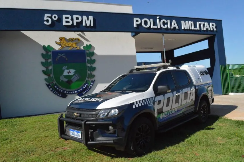 POLÍCIA MILITAR PRENDE EM FLAGRANTE AUTORES DE FURTO E RECUPERA CAIXA DE FERRAMENTA EM COXIM