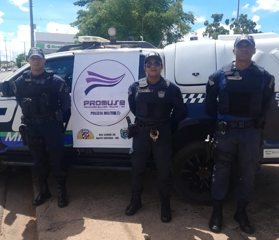 POLÍCIA MILITAR REALIZA BLITZ EDUCATIVA DO PROMUSE PARA COMBATER A VIOLÊNCIA CONTRA A MULHER EM RIO VERDE