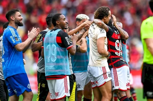 Brasileirão fecha rodada com jogos de Cruzeiro x Flamengo e Atlético-GO x Atlético-MG nesta noite