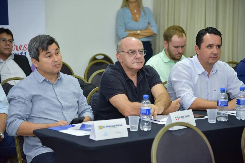 Prefeito Réus Fornari participa de evento estadual do PP-MS sobre gestão pública em Campo Grande