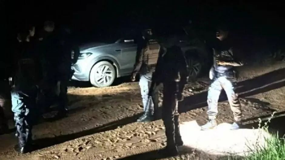 Criminosos fazem família refém e roubam carro em assalto em Três Lagoas