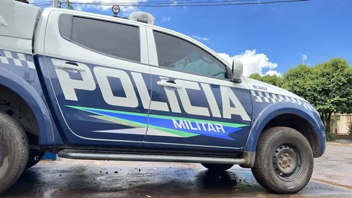 Homem é preso em São Gabriel do Oeste por perturbação e dano ao quebrar objetos de hotel