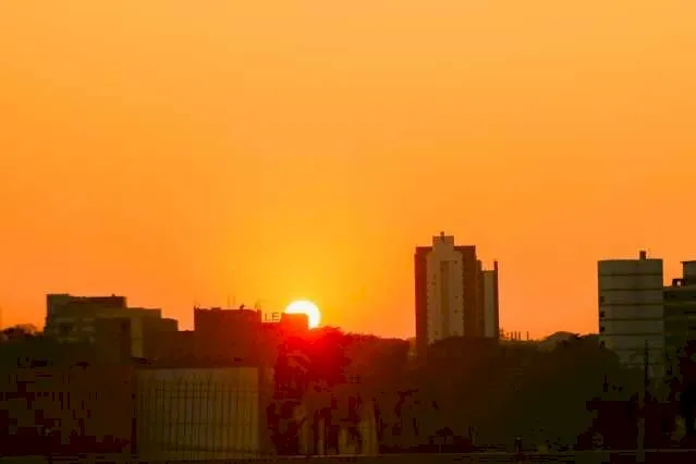 Véspera de feriado será ensolarada e com temperaturas em elevação